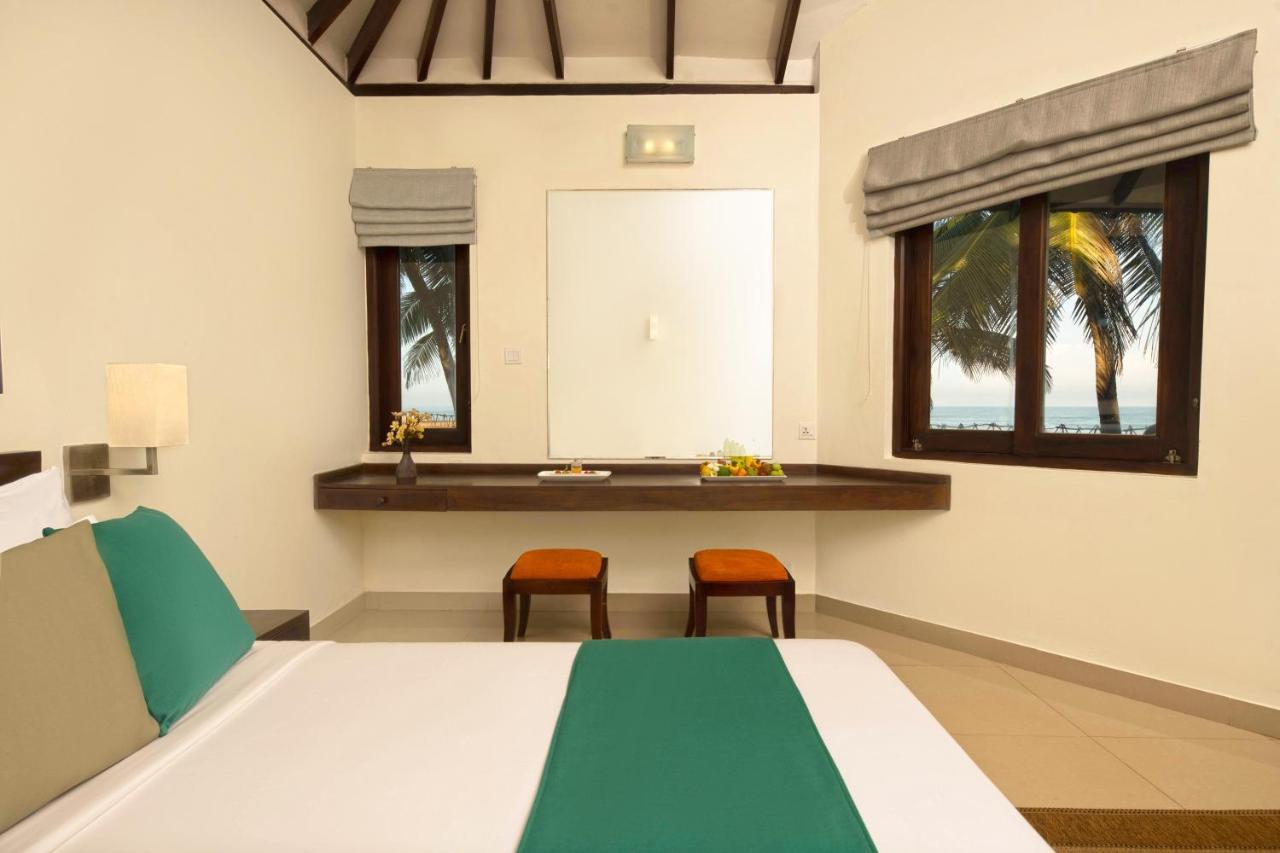 Club Hotel Dolphin Negombo Exterior foto